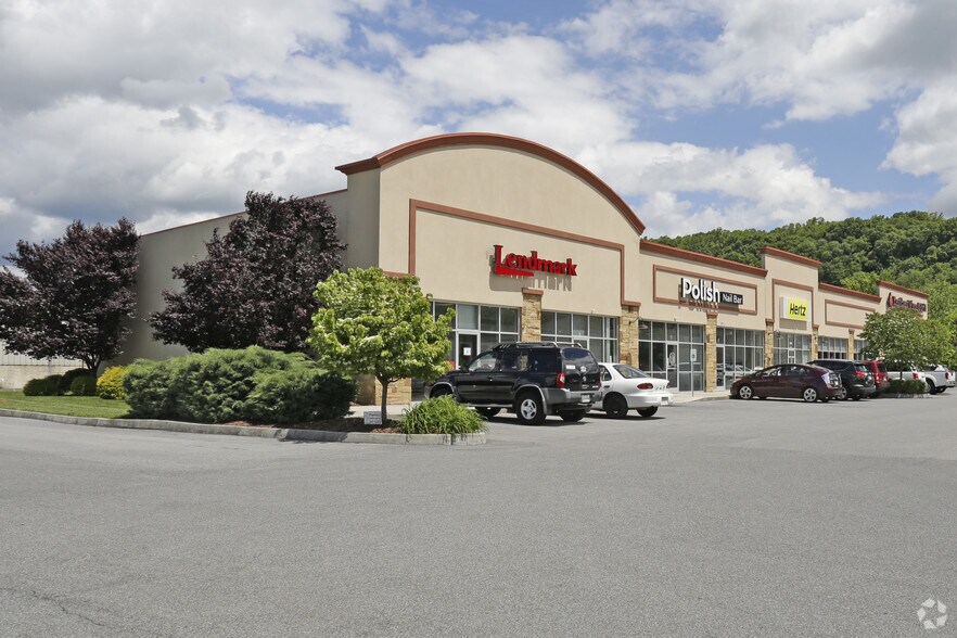 More Photos Of 2637 E Stone Dr, Kingsport Storefront Retail Office For Lease