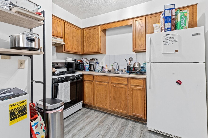 More Photos Of 4220 4th St NE, Columbia Heights Apartments For Sale