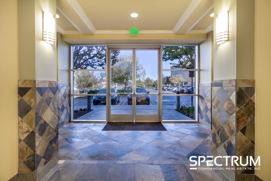 More Photos Of 27433 Tourney Rd, Valencia Office For Lease