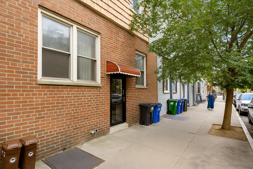 More Photos Of 196 Nassau Ave, Brooklyn Apartments For Sale