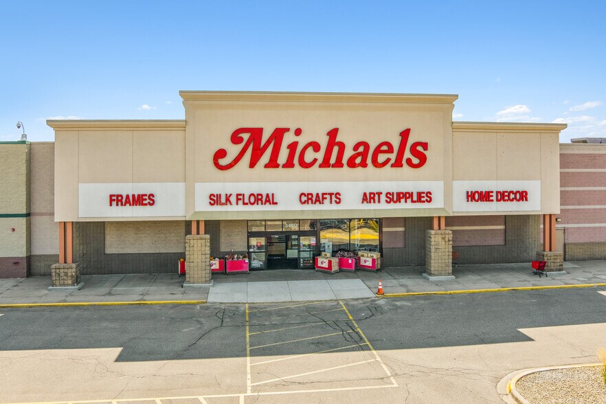 More Photos Of 3300-3550 124th Ave NW, Coon Rapids Unknown For Lease