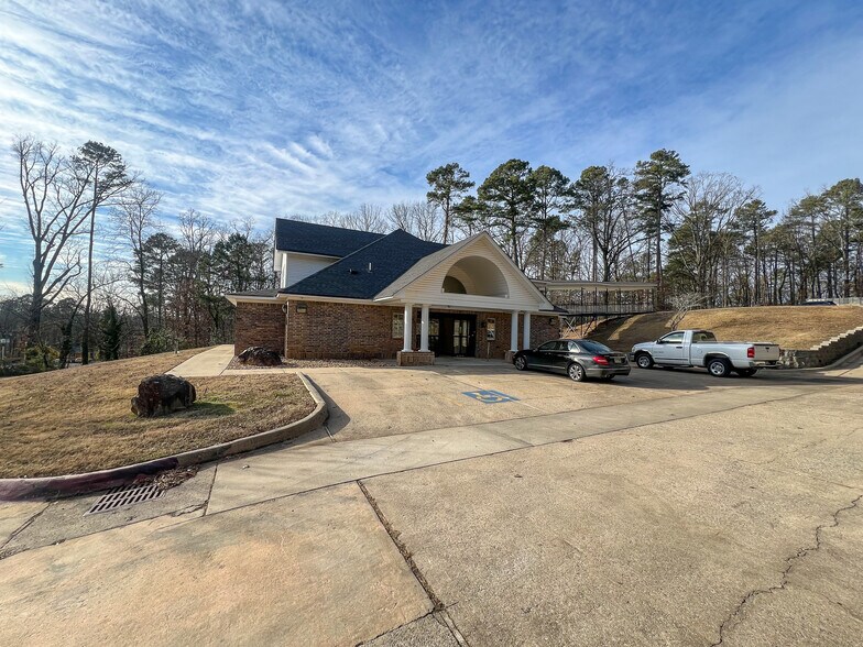More Photos Of 13310 Kanis Rd, Little Rock Office Residential For Sale