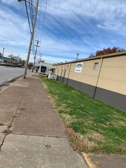 More Photos Of 1201 E 18th St, Owensboro Service For Lease