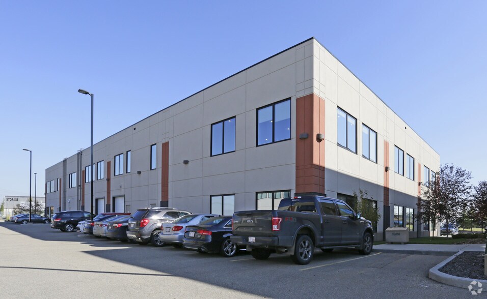 More Photos Of 2518-2532 Ellwood Dr SW, Edmonton Office For Sale