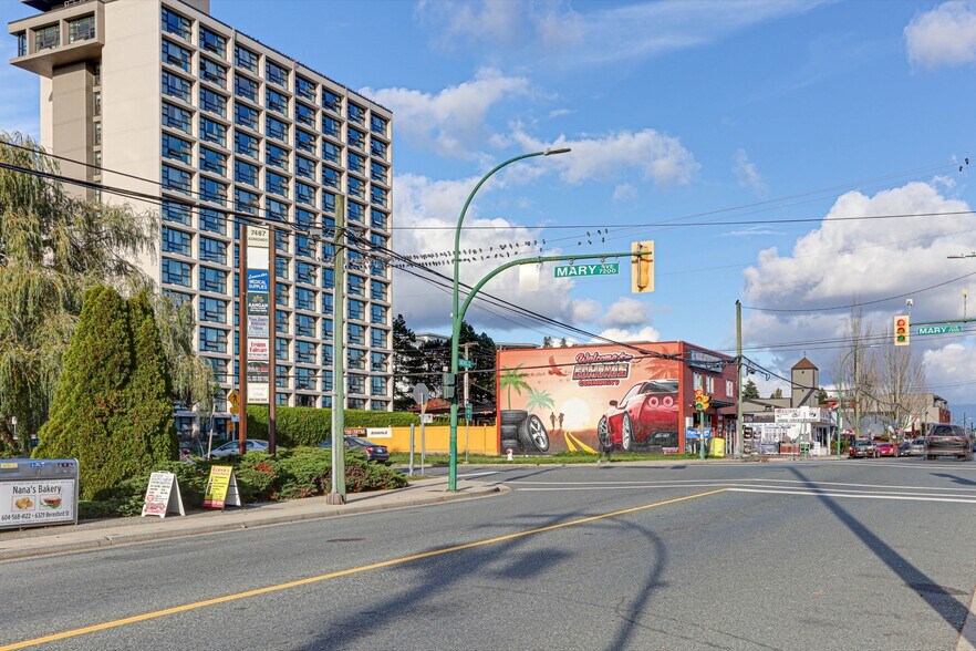 More Photos Of 7474 Edmonds St, Burnaby Storefront For Sale