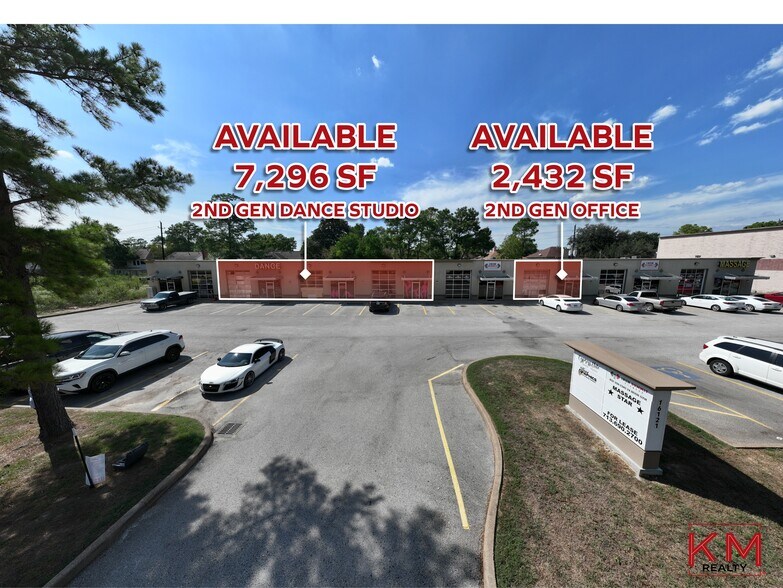 Primary Photo Of 16121 N Eldridge Pky, Tomball Flex For Lease