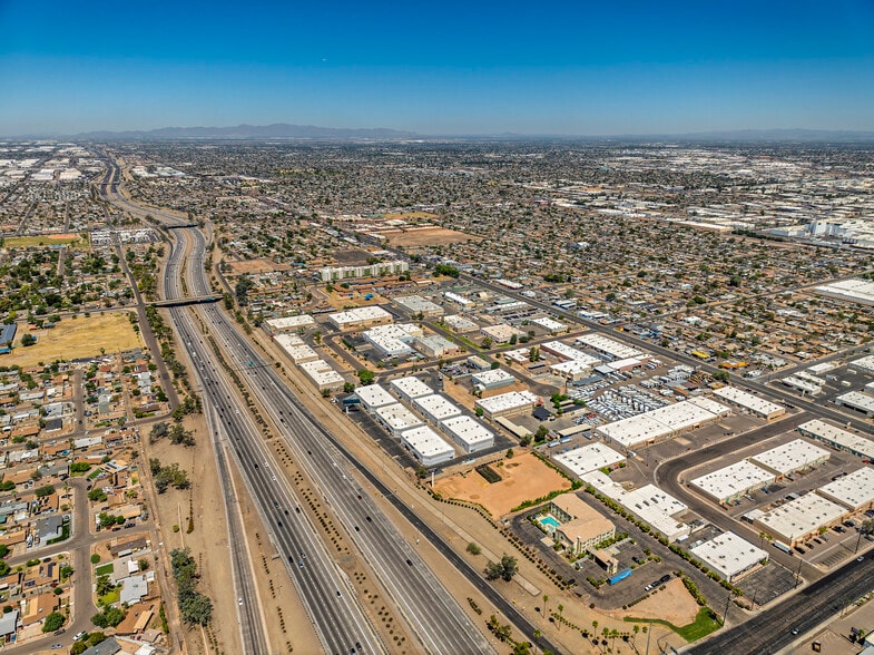 More Photos Of 1329 N 29th Ave, Phoenix Warehouse For Lease