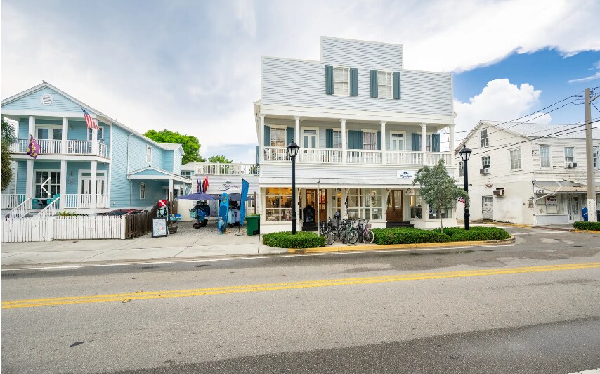 More Photos Of 718-720 Caroline St, Key West Storefront Retail Residential For Sale