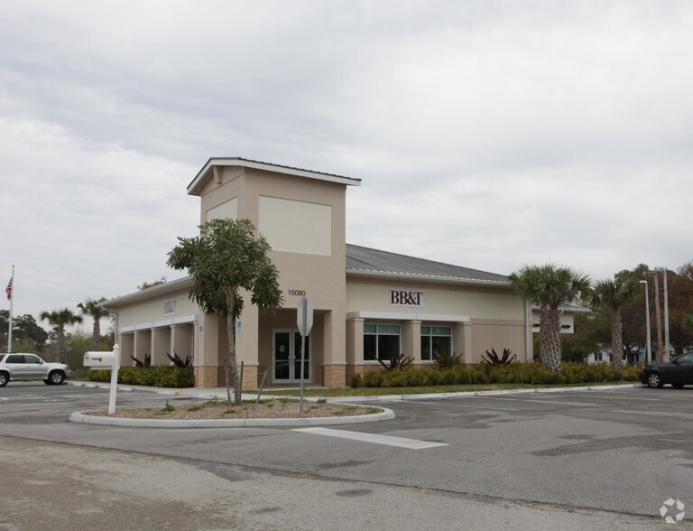 More Photos Of 15080 N Cleveland Ave, North Fort Myers Bank For Lease