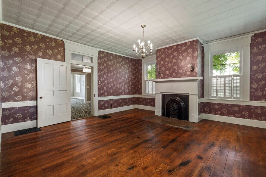 More Photos Of 29614 Tarlton Adelphi Rd, Laurelville Hospitality For Sale