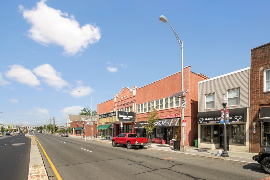 More Photos Of 23-25 W Westfield Ave, Roselle Park Storefront Retail Office For Lease