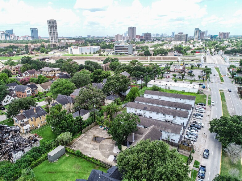 More Photos Of 2424 Southmore Blvd, Houston Medical For Lease