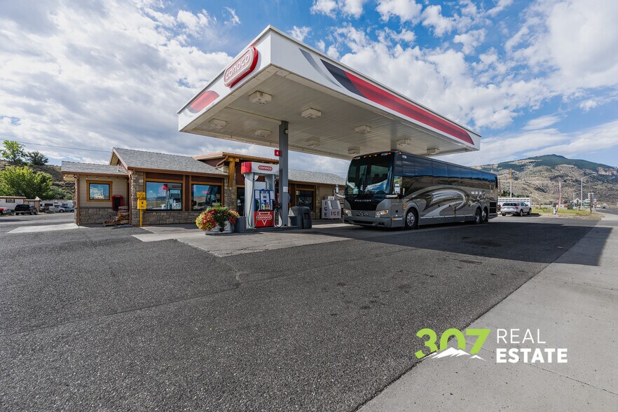 More Photos Of 130 Yellowstone Ave, Cody Convenience Store For Sale