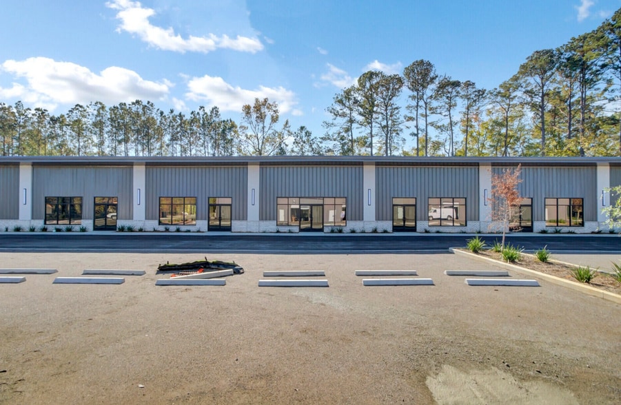 More Photos Of 10359 Highway 78, Summerville Flex For Lease