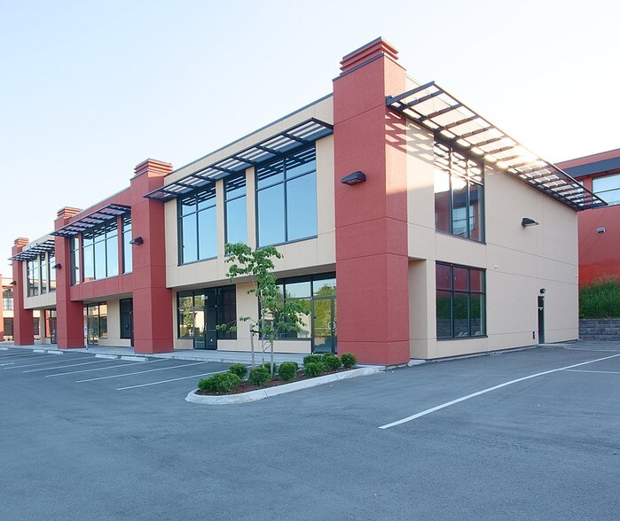 More Photos Of 30475 Cardinal Ave, Abbotsford Office For Sale