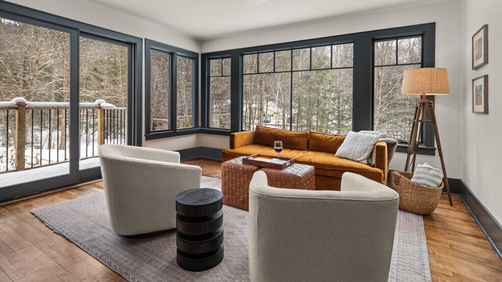 More Photos Of 56 Turner Mill Ln, Stowe Specialty For Sale