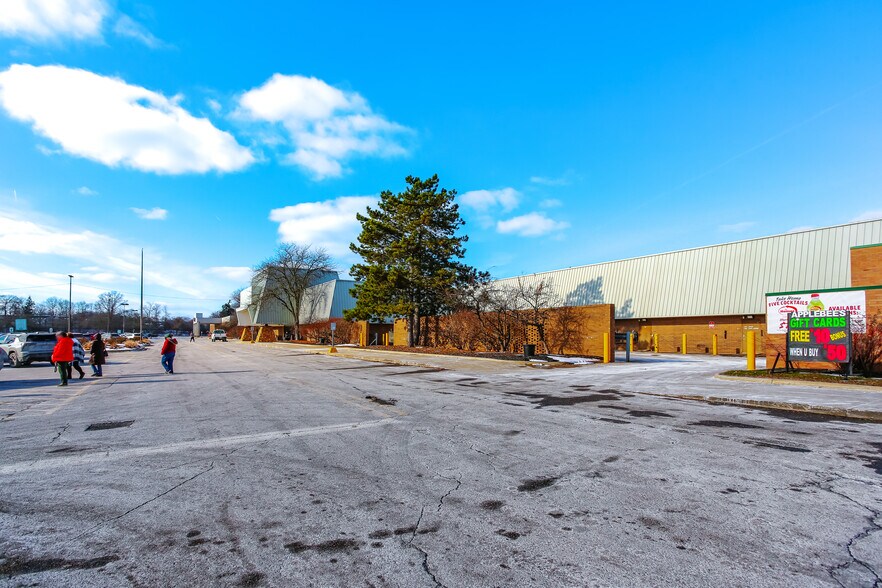 More Photos Of 1788-1850 W Michigan Ave, Jackson General Retail For Lease