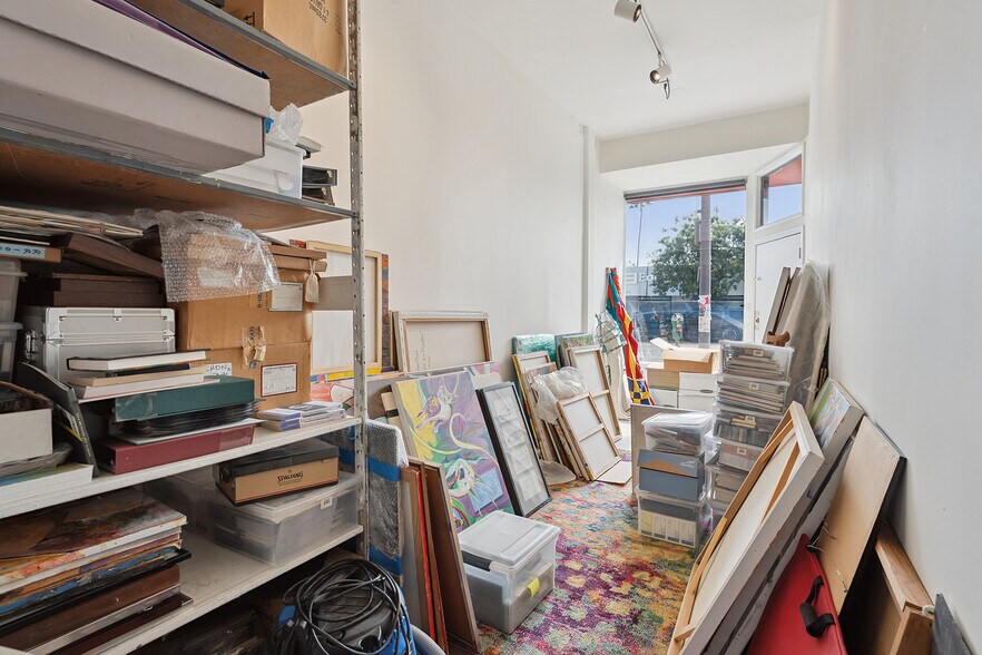 More Photos Of 2847 S Robertson Blvd, Los Angeles General Retail For Sale