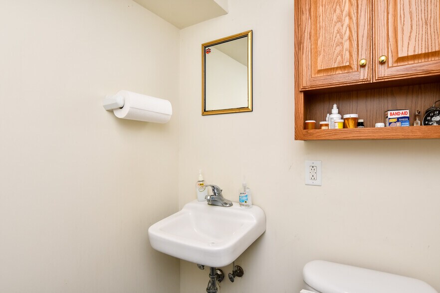 More Photos Of 124 N Charleston St, Blacksburg Warehouse For Sale