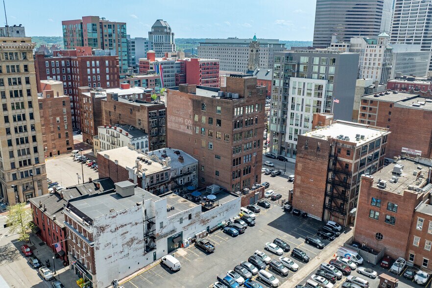 More Photos Of 817 Main St, Cincinnati Office Residential For Sale