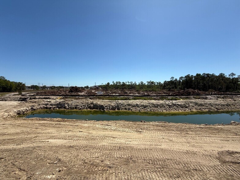 More Photos Of Collier Blvd & Beck Blvd, Naples Unknown For Lease