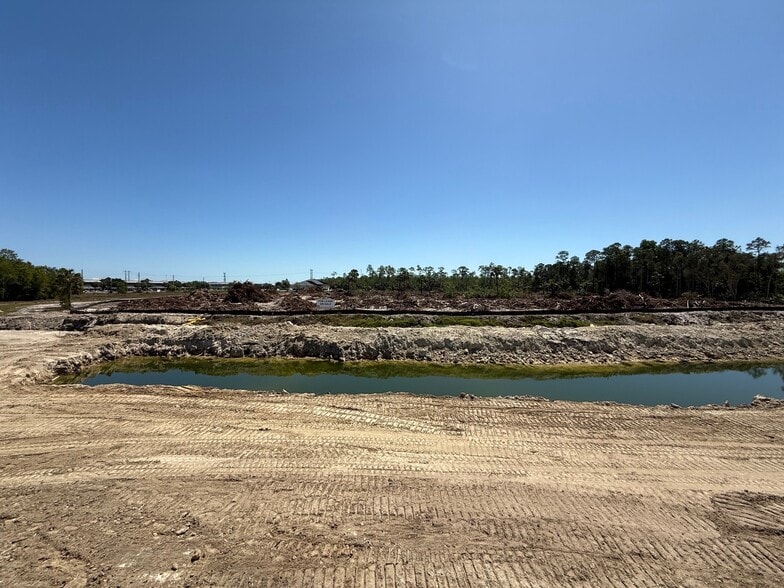 More Photos Of Collier Blvd & Beck Blvd, Naples Unknown For Lease