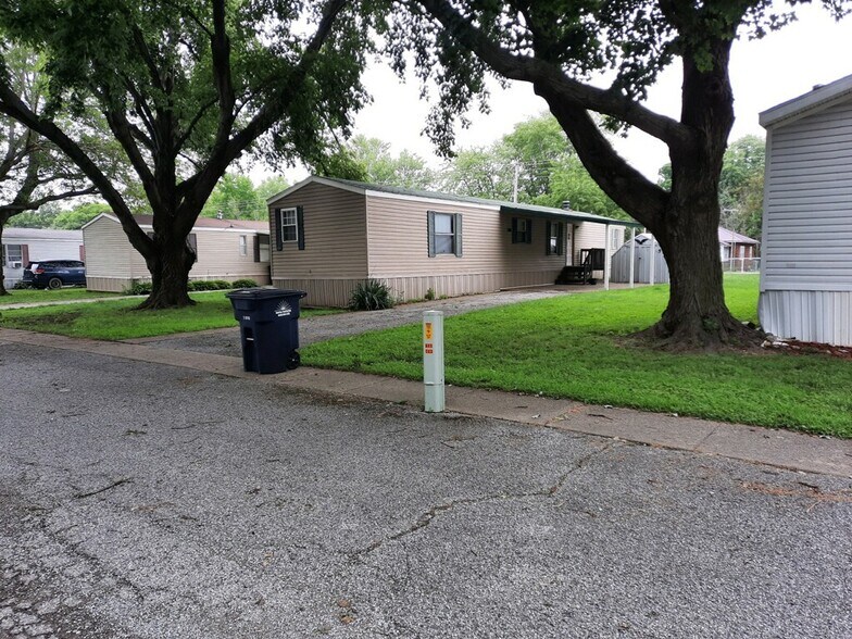More Photos Of 321 N All Seasons Rd, Geff Manufactured Housing Mobile Home Park For Sale