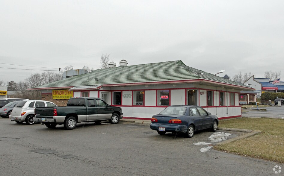 Primary Photo Of 3031 N Gettysburg Ave, Dayton Restaurant For Sale