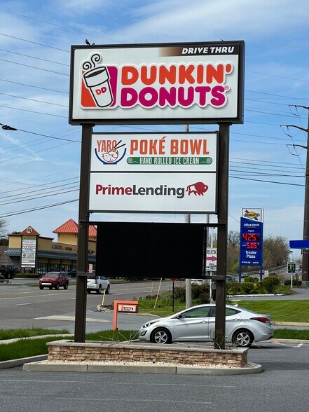 More Photos Of 5831 Tilghman St, Allentown Restaurant For Lease