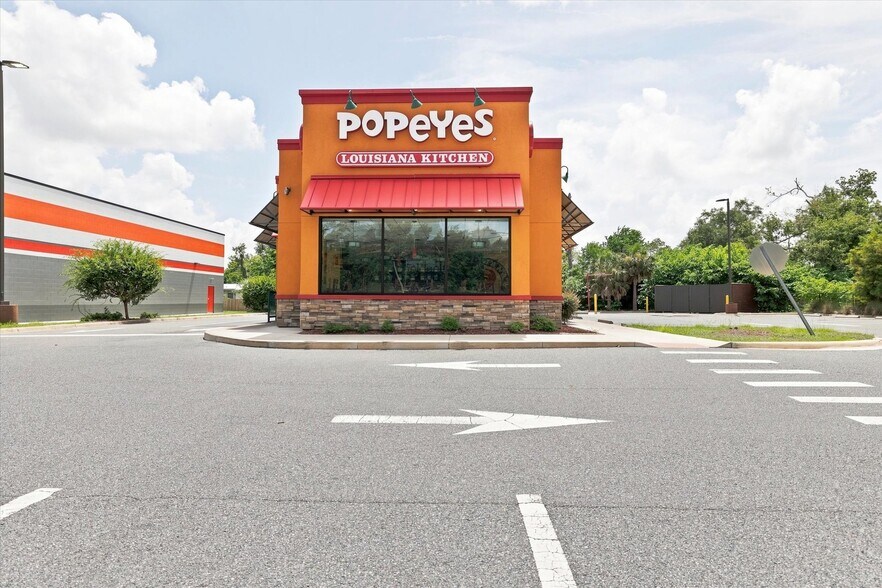 More Photos Of 2161 S Byron Butler Pky, Perry Fast Food For Lease
