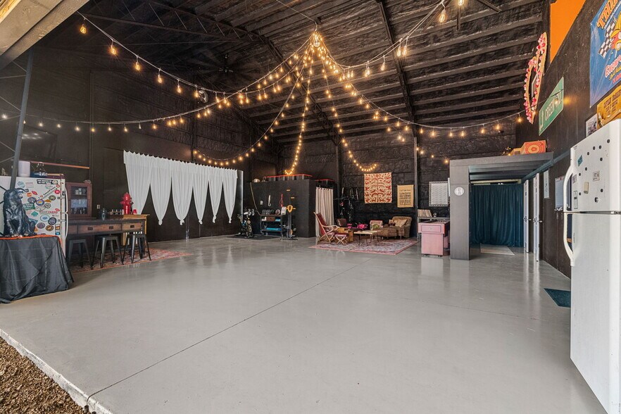 More Photos Of 7394 Creek Rd, Dripping Springs Trailer Camper Park For Sale