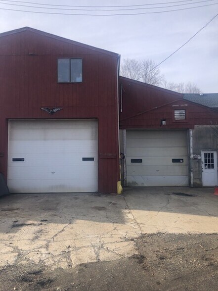 More Photos Of 5-9 Maple Ave, Somers Township Warehouse For Sale