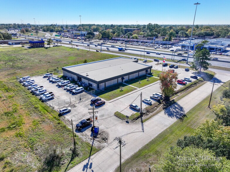 More Photos Of 3870 Eastex Fwy, Beaumont Office For Sale