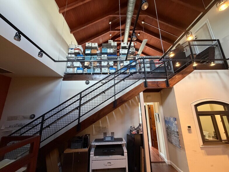 More Photos Of 11338 Bonita Beach Rd, Bonita Springs Loft Creative Space For Sale