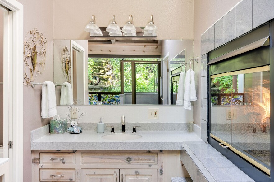 More Photos Of 3037 Foothill Blvd, Calistoga Hospitality For Sale