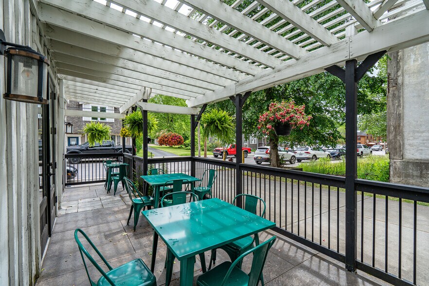 More Photos Of 33 Elm St, East Aurora Restaurant For Sale