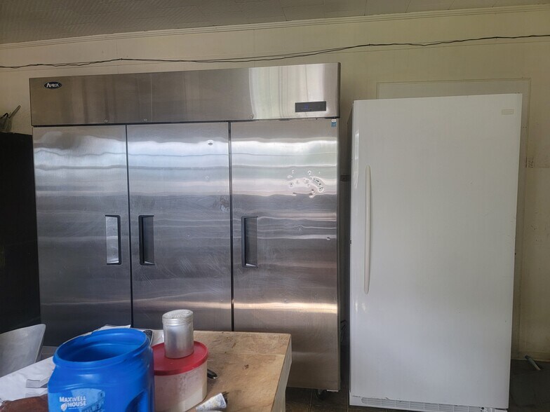 More Photos Of 7 Main St, Milledgeville Restaurant For Sale