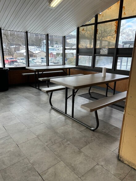 More Photos Of 2001 Market St, Ashland Manufacturing For Lease