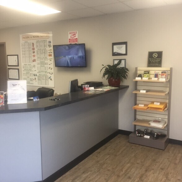 More Photos Of 1506 26th Street Blvd SE, Hickory Self Storage For Sale