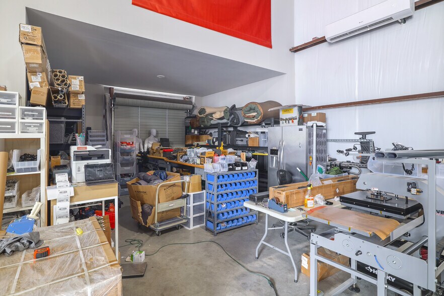 More Photos Of 15210 Fitzhugh Rd, Austin Warehouse For Sale