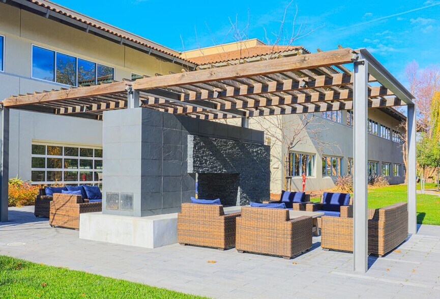 More Photos Of 5200 Great America Pky, Santa Clara Unknown For Lease