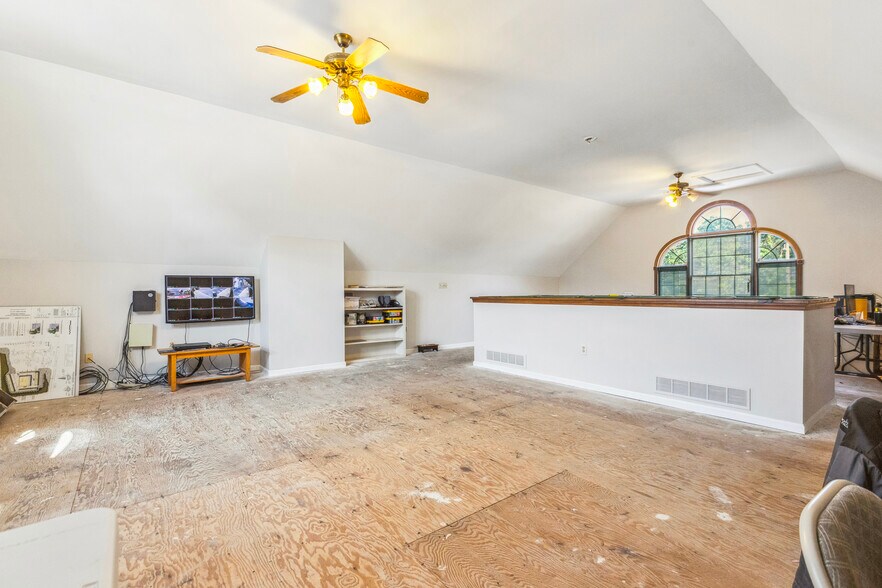 More Photos Of 205 Steelmanville Rd, Egg Harbor Township Self Storage For Sale