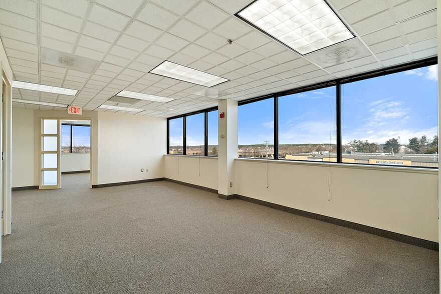 More Photos Of 4221 Walney Rd, Chantilly Office For Lease