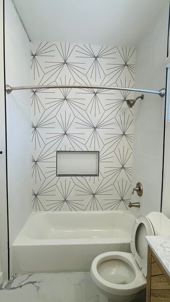 More Photos Of 1027 S 32nd St, San Diego Apartments For Sale
