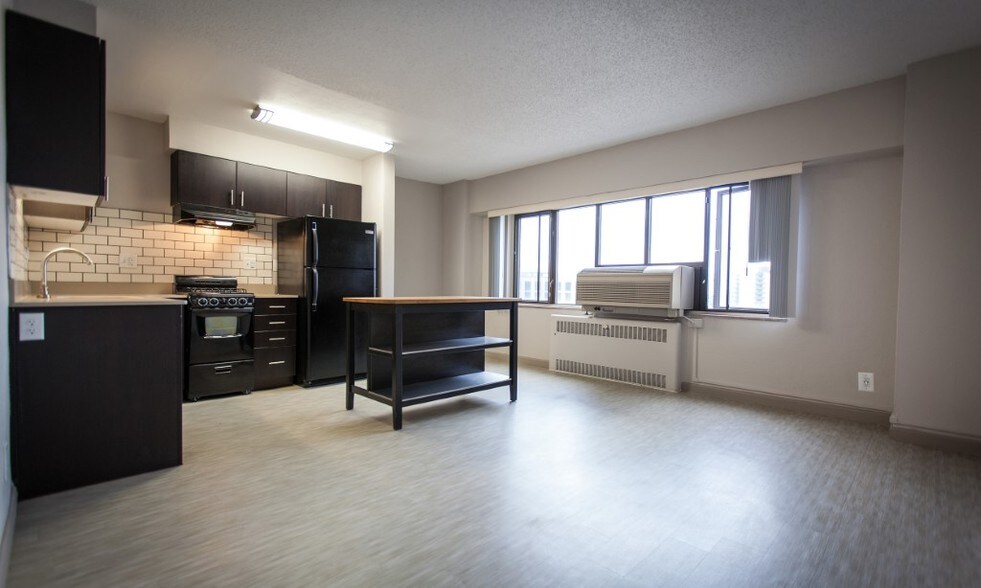 More Photos Of 901 N Sherman St, Denver Apartments For Lease