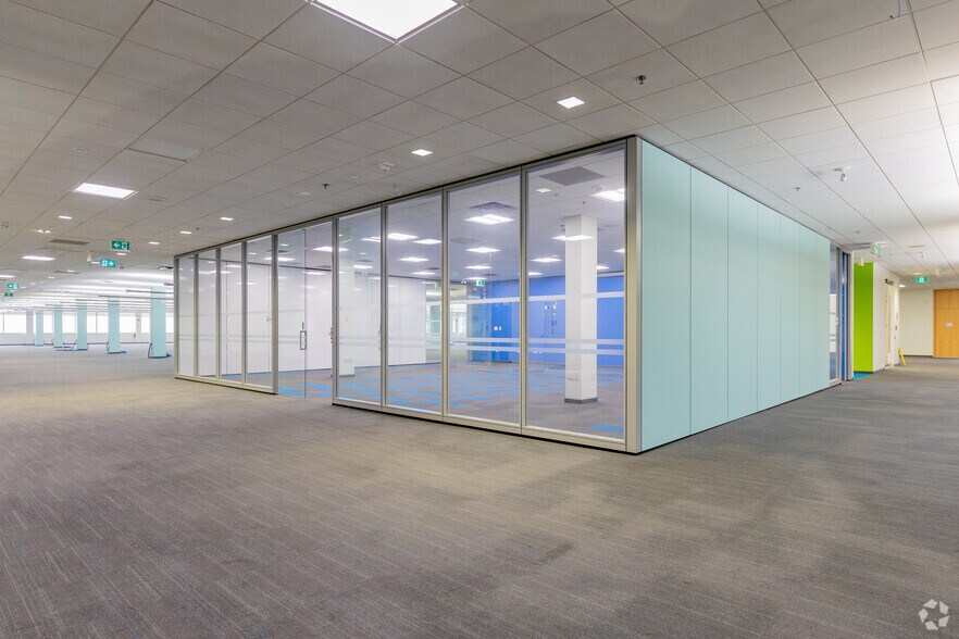 More Photos Of 3450 Harvester Rd, Burlington Light Manufacturing For Lease