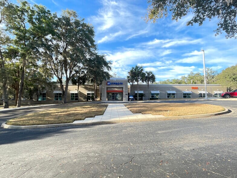 More Photos Of 7525 NW 4th Blvd, Gainesville Medical For Lease