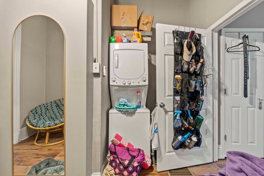 More Photos Of 1407 McCulloh St, Baltimore Apartments For Sale