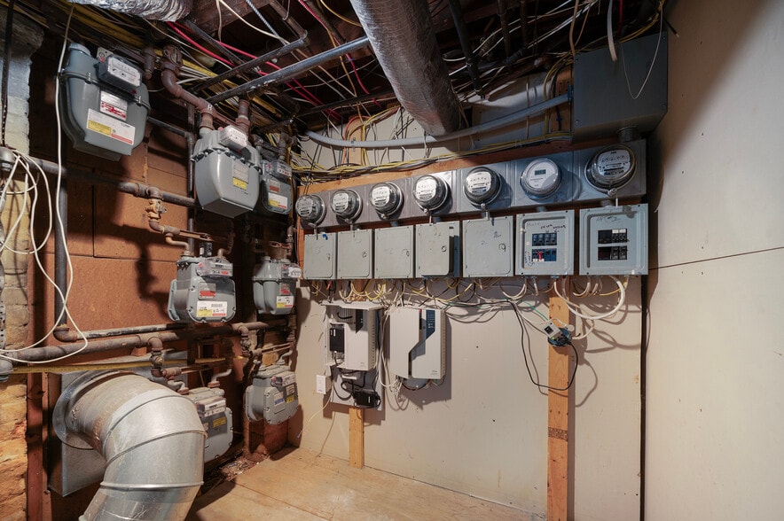 More Photos Of 186 Summit St, Pawtucket Apartments For Sale