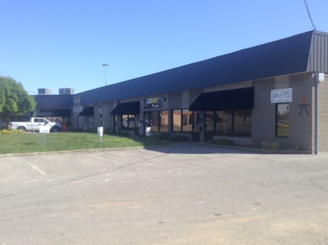 More Photos Of 8 Hiscott St, St Catharines Warehouse For Lease
